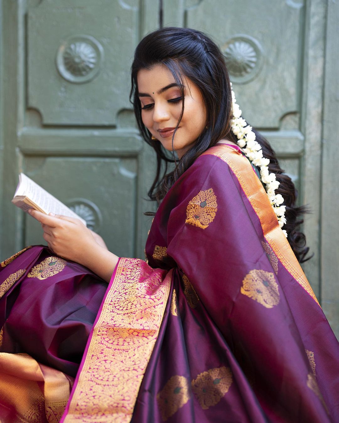 Exquisite Wine Soft Silk Saree With Invaluable Blouse Piece