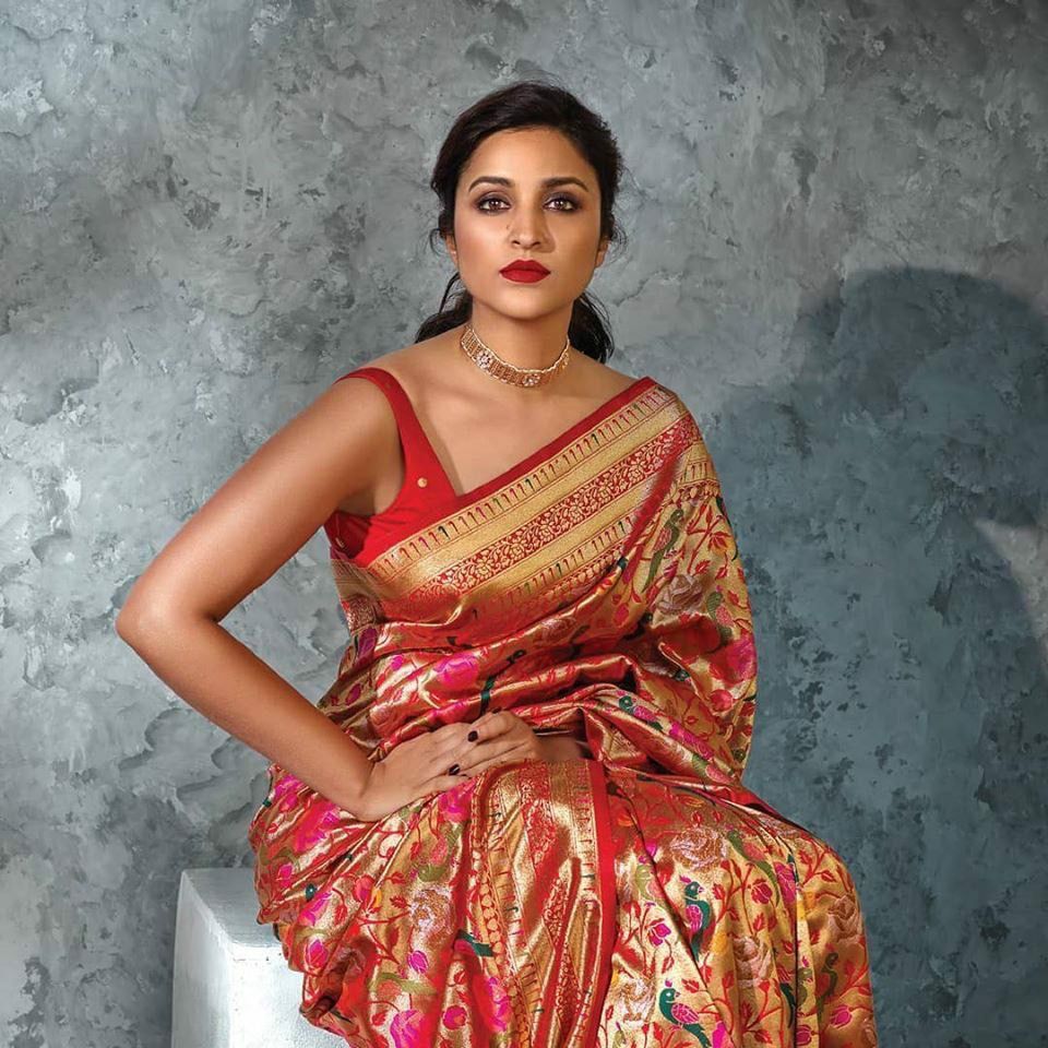 Dissemble Red Paithani Silk Saree With Quixotic Blouse Piece